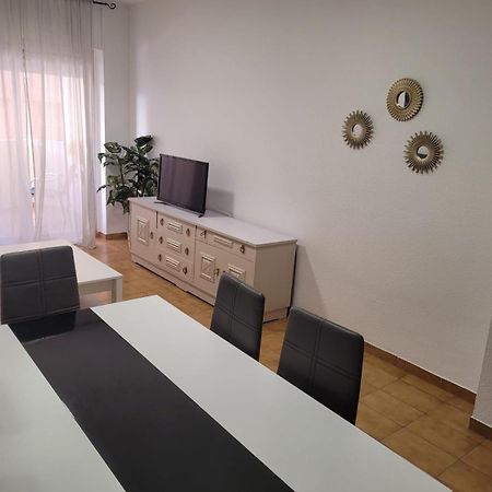 Apartamento Montserrat Almeria Bagian luar foto