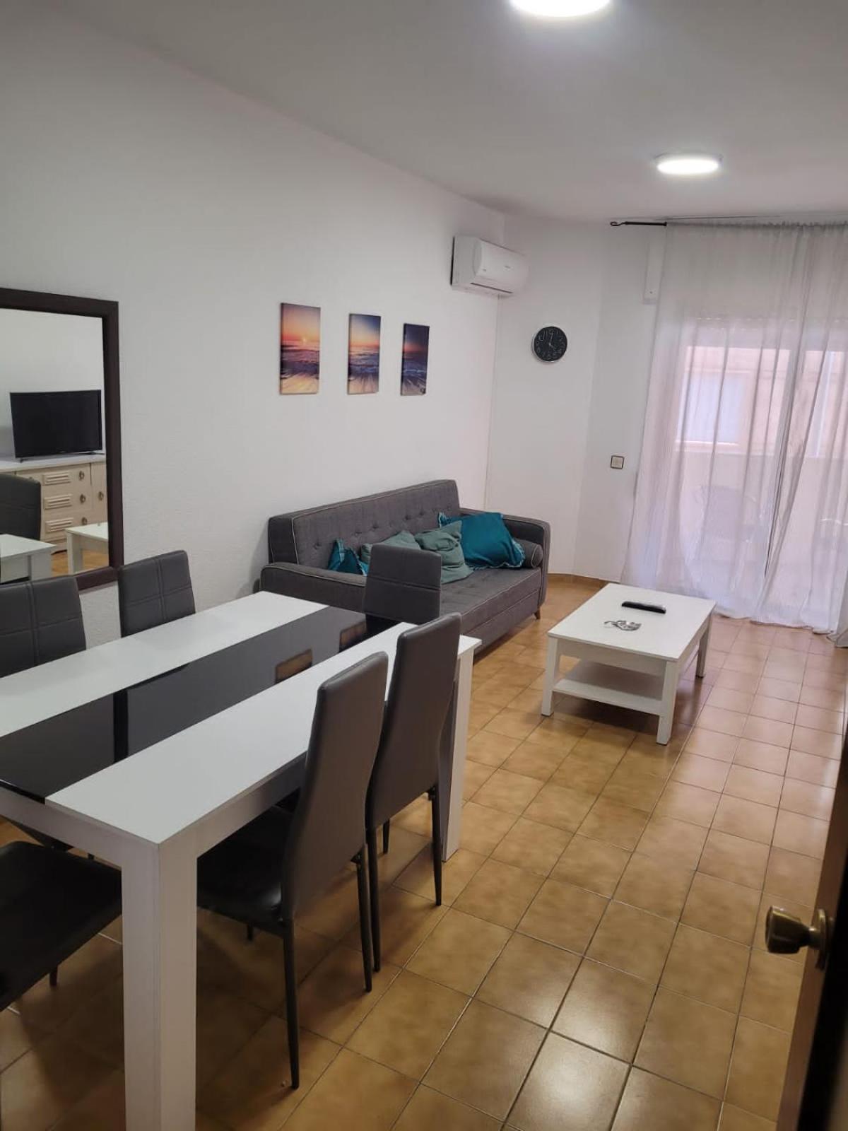 Apartamento Montserrat Almeria Bagian luar foto